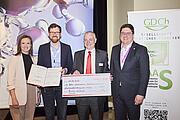 Preisverleihung Bunsen-Kirchhoff-Preis: Ann-Christin Niehoff, Dr. Björn Meermann, Oliver Klaeffling, Prof. Dr. Carsten Engelhard