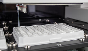 The CyBio FeliX using a single tip to do a serial dilution 